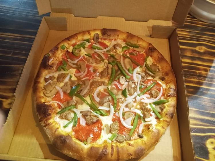 Zacks Pizza & BBQ inc. Delivery & Online Ordering